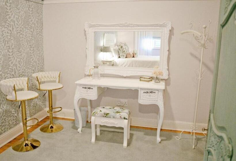 פנסיון The Sweet Rose