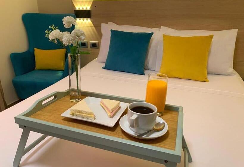 Acuario Hotel & Suite