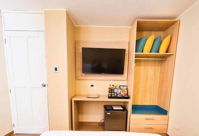 Acuario Hotel & Suite