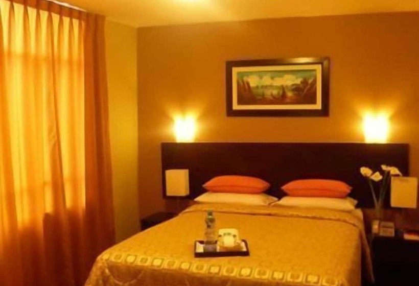 Acuario Hotel & Suite