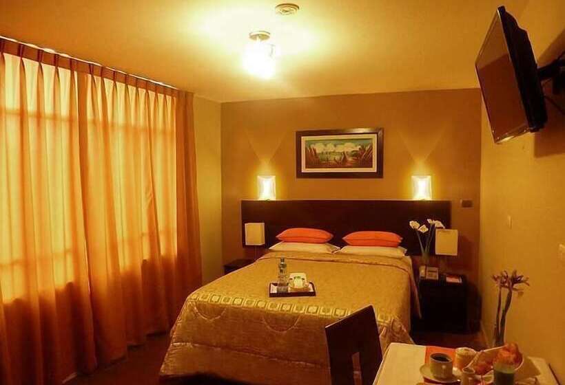 Acuario Hotel & Suite