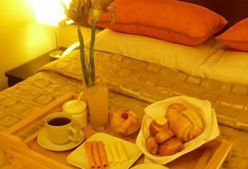 Acuario Hotel & Suite