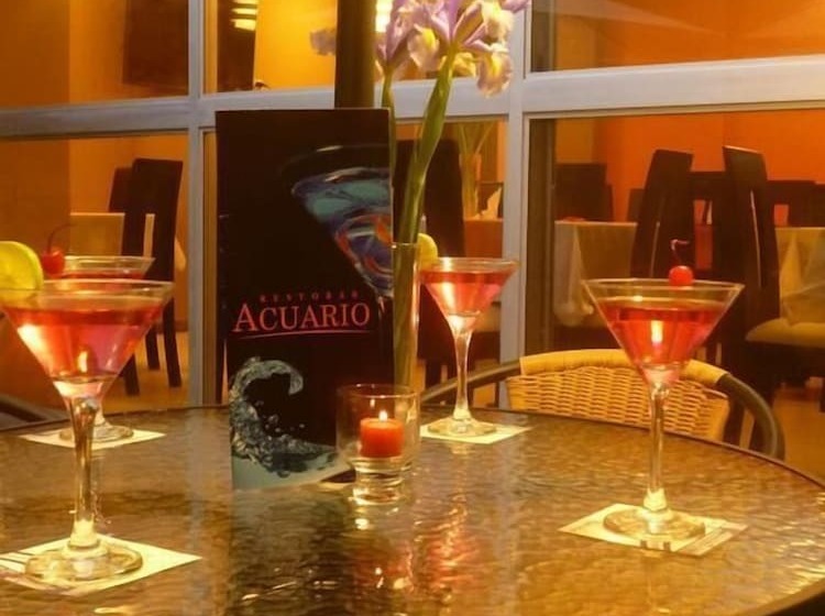 Acuario Hotel & Suite