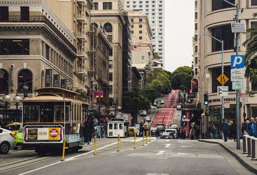 Общежитие Elite Inn