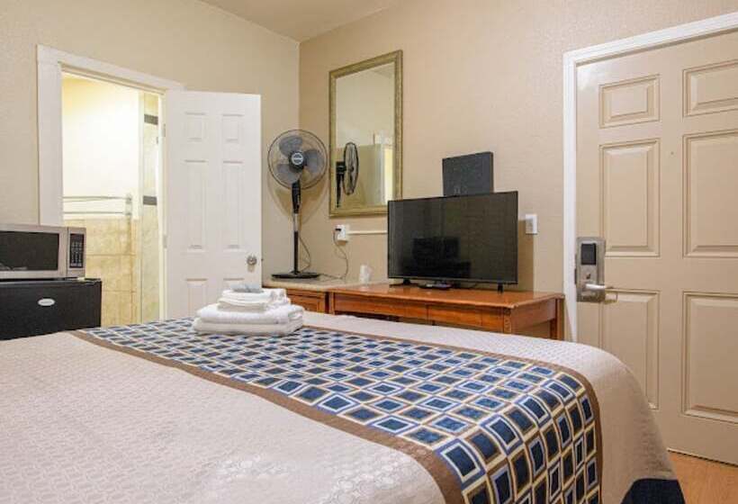 Общежитие Elite Inn