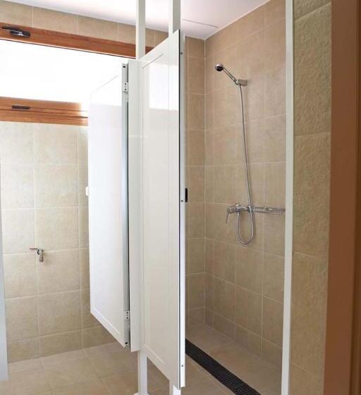 Albergue Monasterio De La Magdalena   Hostel