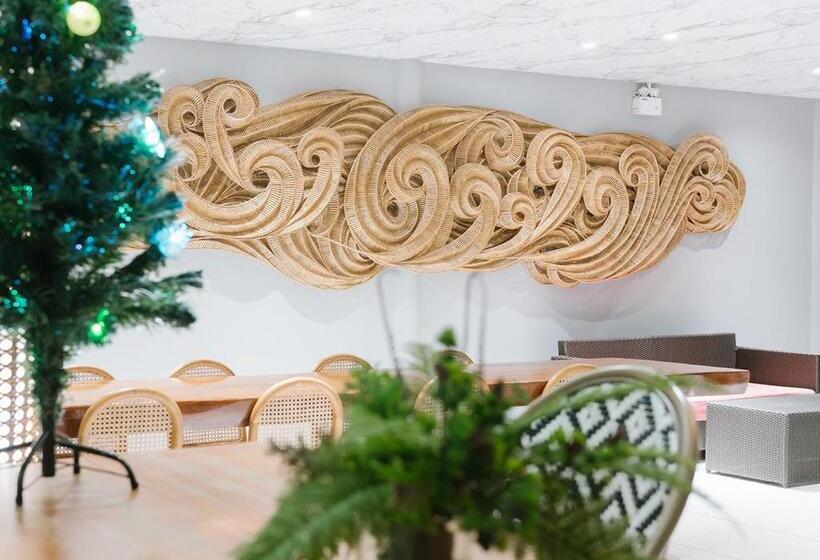 Ao Cho Grandview Hideaway Resort