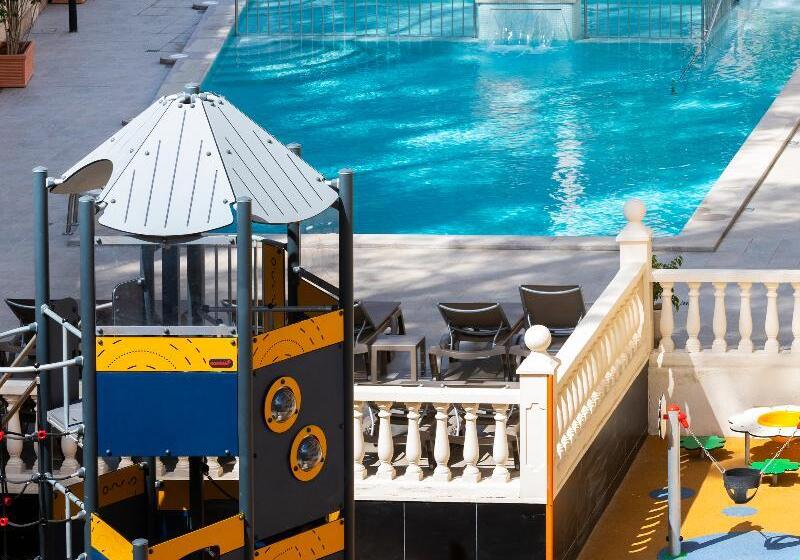 Apartamentos Flor Los Almendros