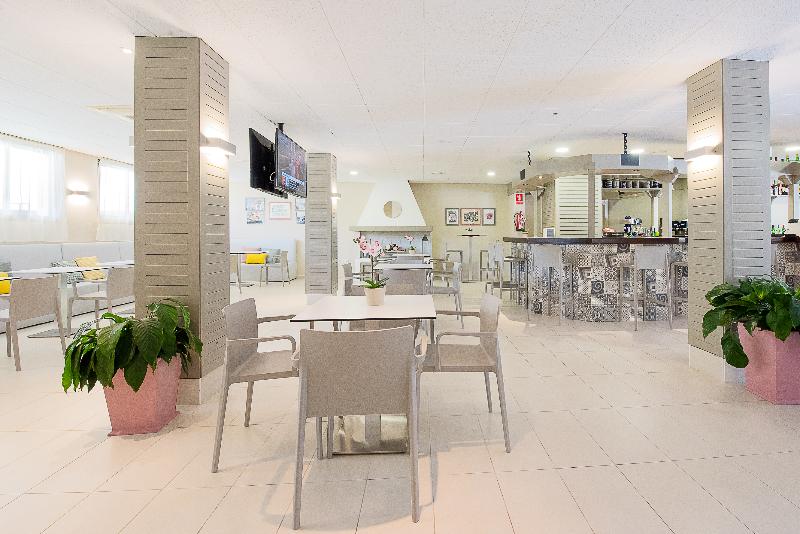 Apartamentos Flor Los Almendros