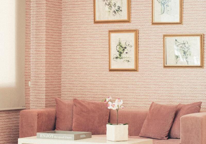 Apartamentos Flor Los Almendros