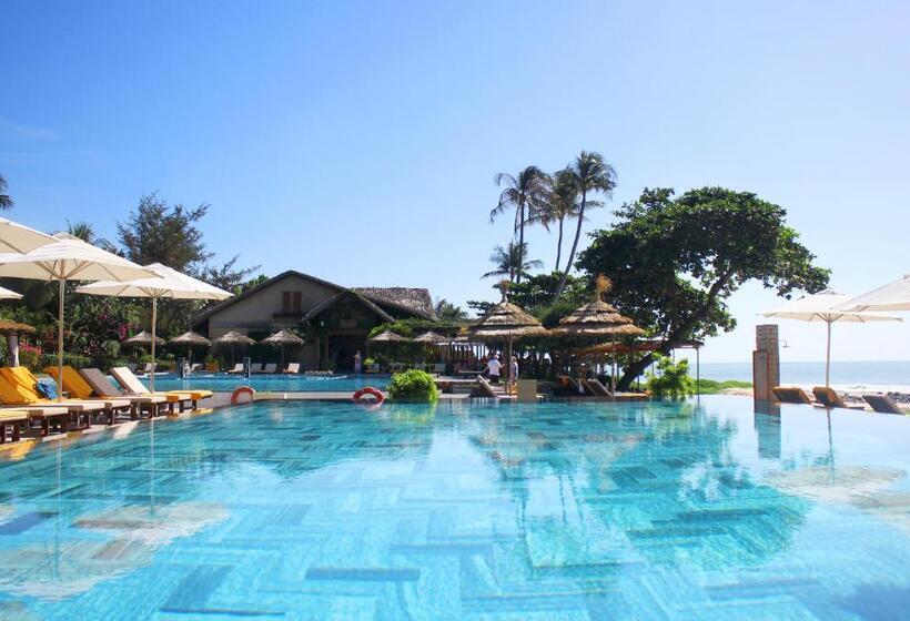 Aroma Beach Resort And Spa