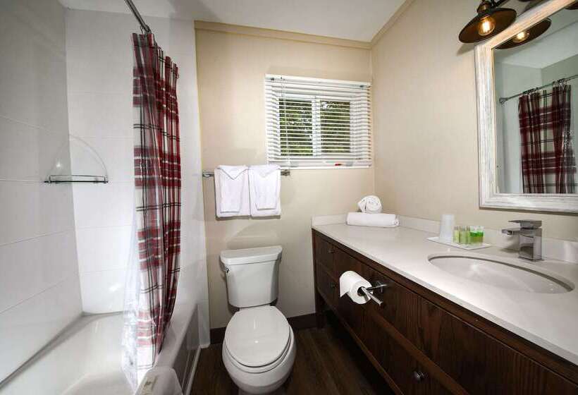 Bayview Wildwood Resort, Ascend Hotel Collection