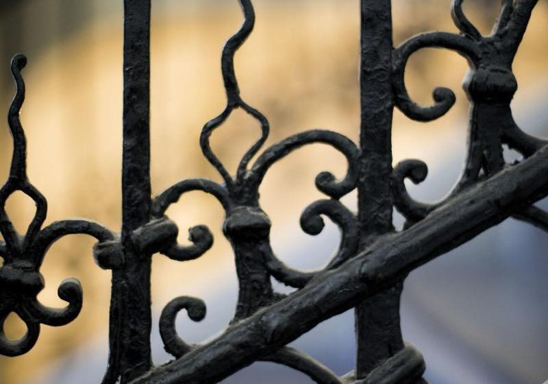 민박 Castle House Inn