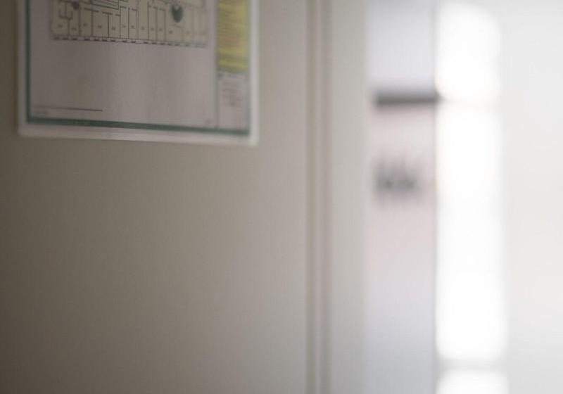 민박 Castle House Inn