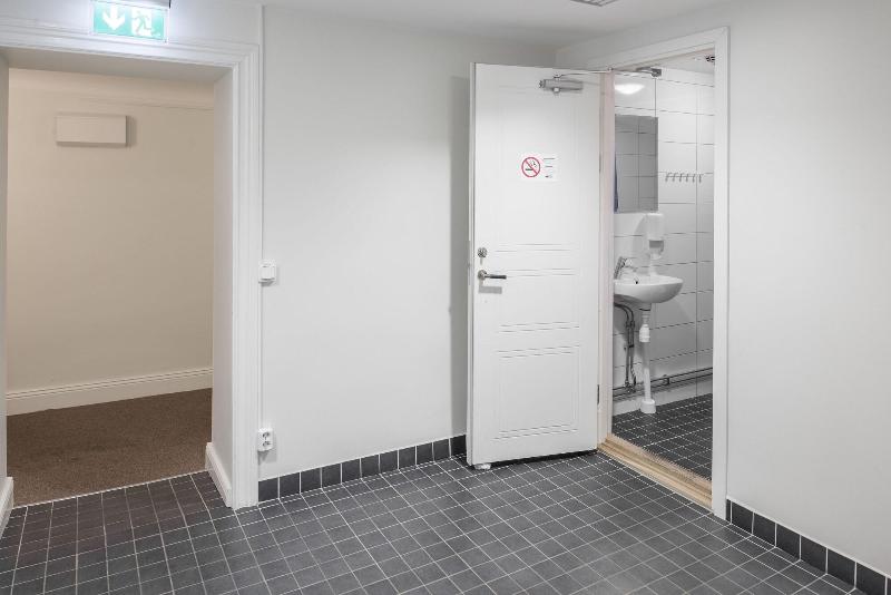 민박 Castle House Inn