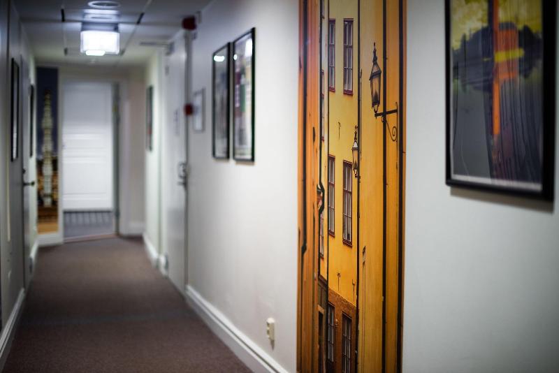 민박 Castle House Inn