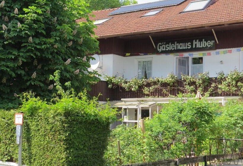 住宿加早餐  Gästehaus Huber   Traditional Sixties Hostel