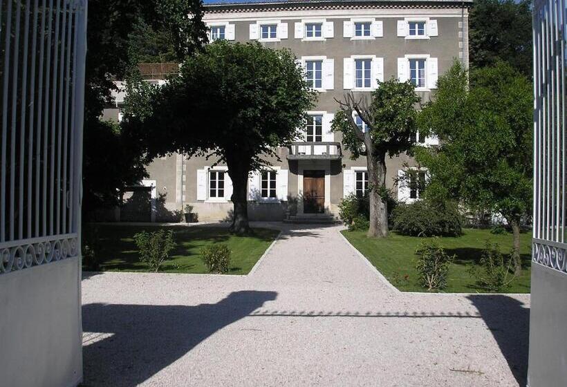 住宿加早餐  La Saudade