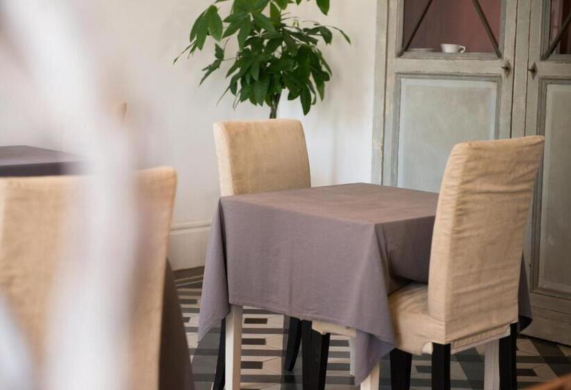 住宿加早餐  La Saudade