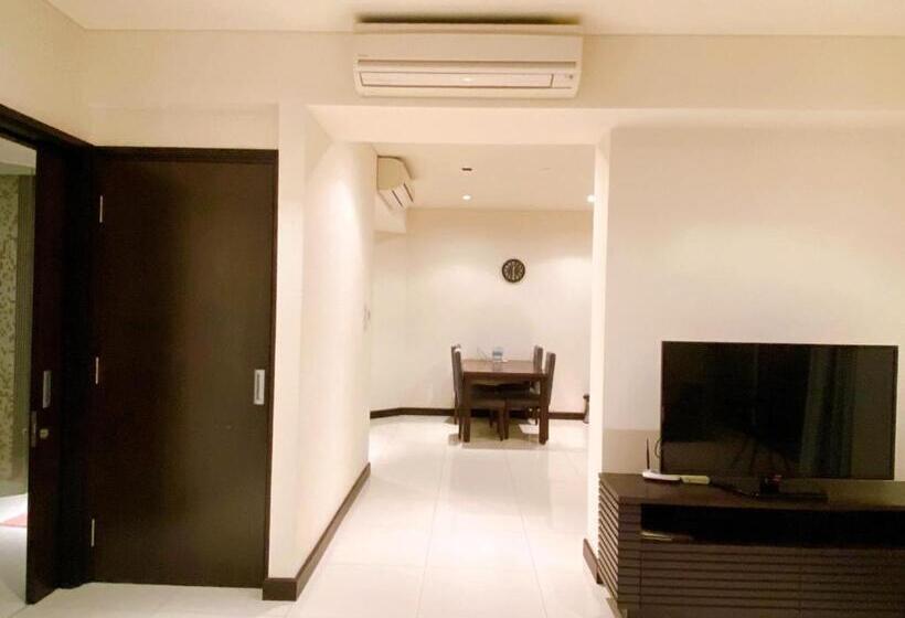 Costa Apartments Central