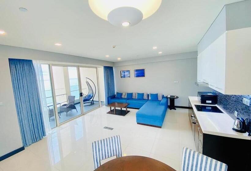 Costa Apartments Central