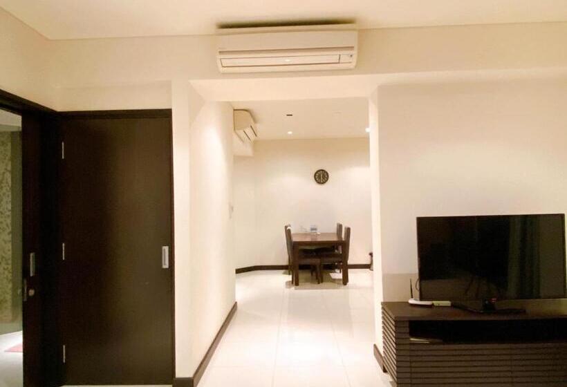 Costa Apartments Central