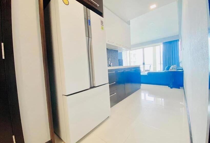 Costa Apartments Central