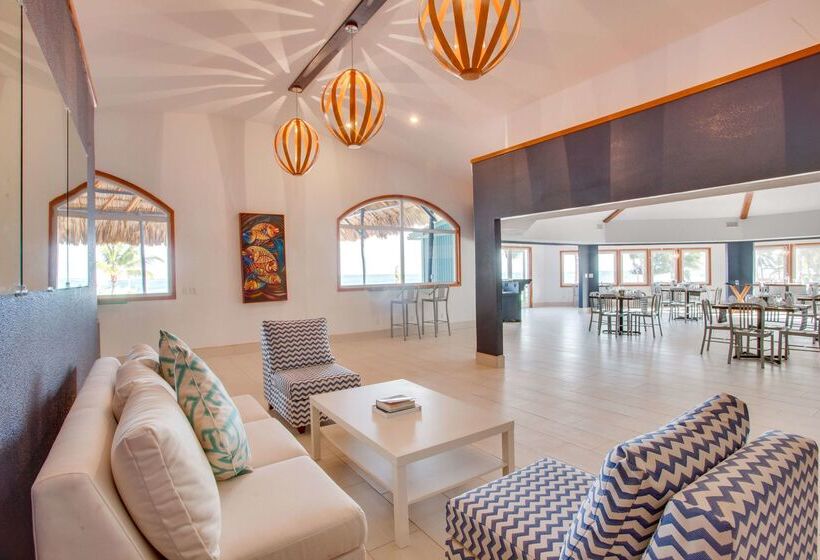 Costa Blu Beach Resort, Trademark Collection By Wyndham