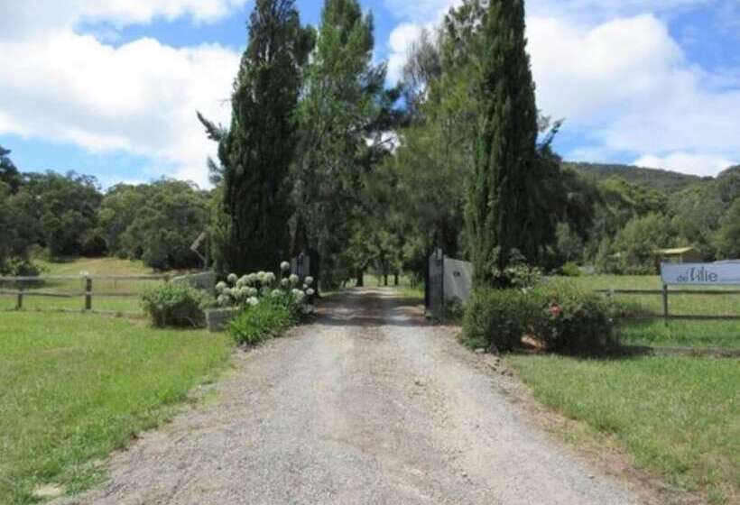 Deville At Healesville