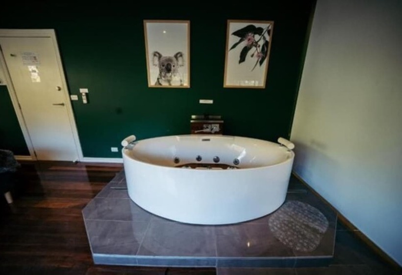 Deville At Healesville