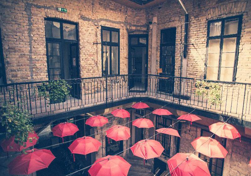 Extra Apartman Hostel