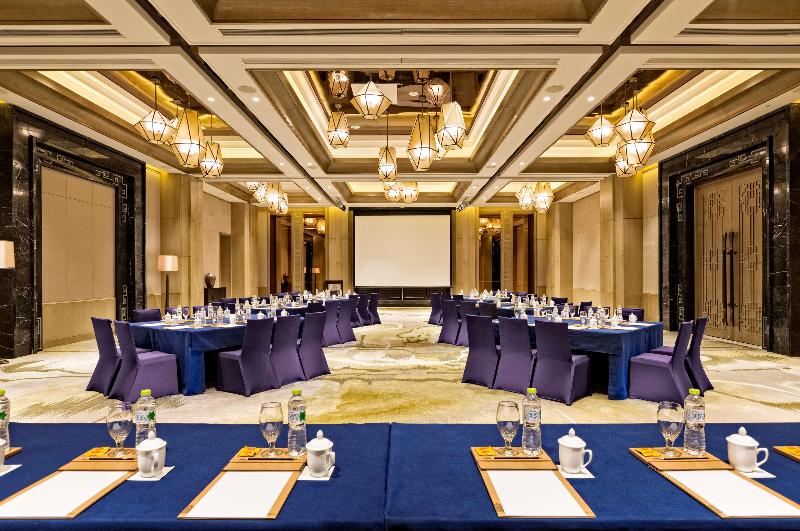 Hilton Dali Resort & Spa