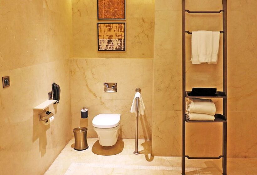 Hilton Dali Resort & Spa