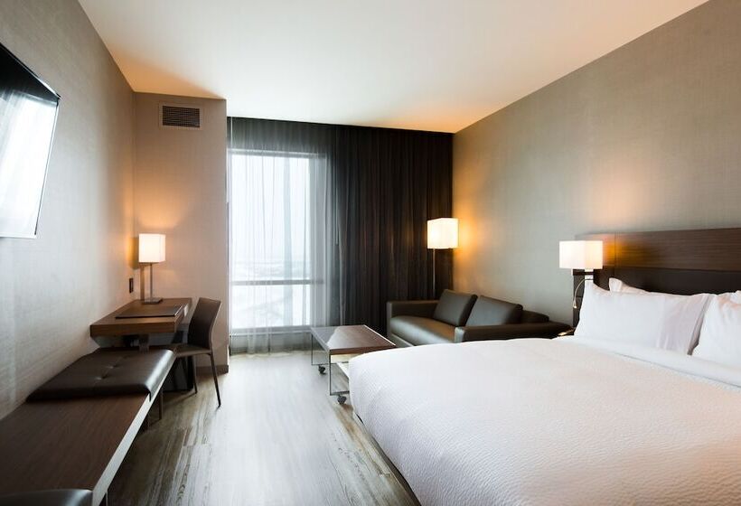 Ac Hotel Cincinnati At Liberty Center