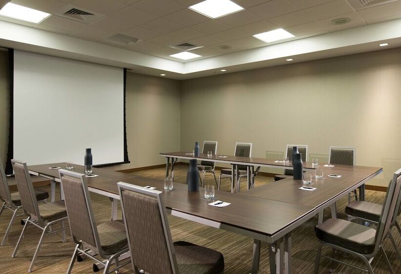 Ac Hotel Cincinnati At Liberty Center