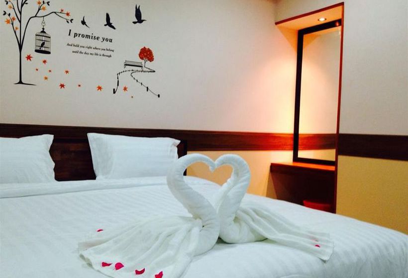 Отель Airport Phuket Garden Resort