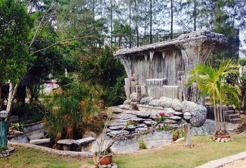 Отель Airport Phuket Garden Resort