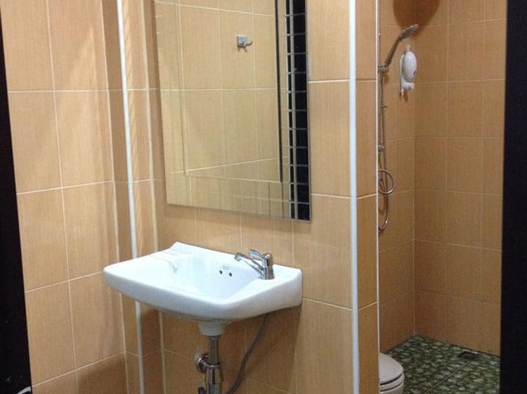 Отель Airport Phuket Garden Resort