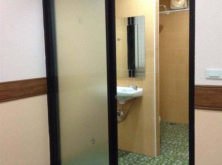 Отель Airport Phuket Garden Resort