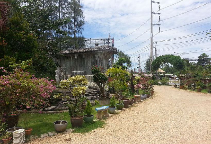 Отель Airport Phuket Garden Resort