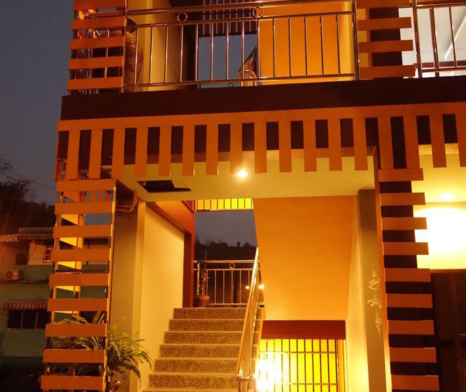 Отель Airport Phuket Garden Resort