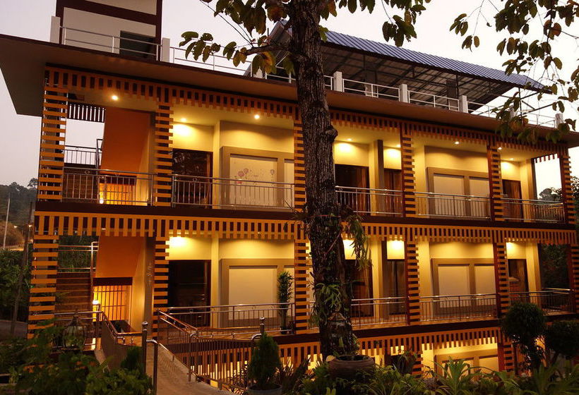 Отель Airport Phuket Garden Resort