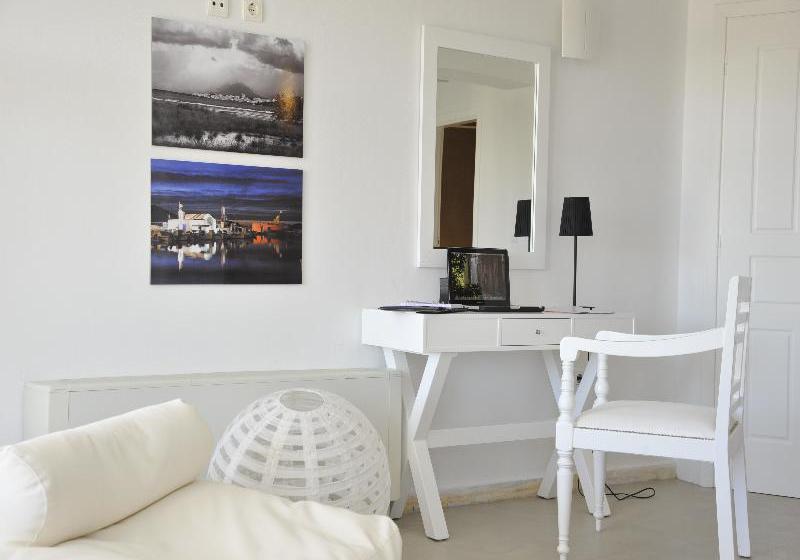 فندق Ambassador Sea Side Villas