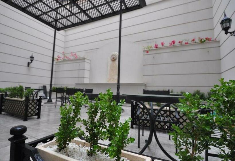 هتل Amerian Executive Cordoba