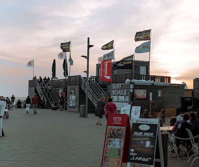 Отель Astra Maris