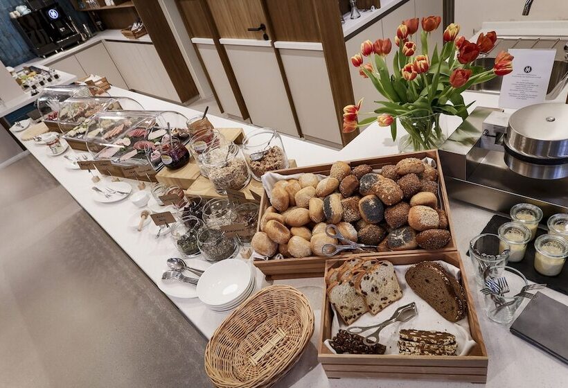 Отель Astra Maris