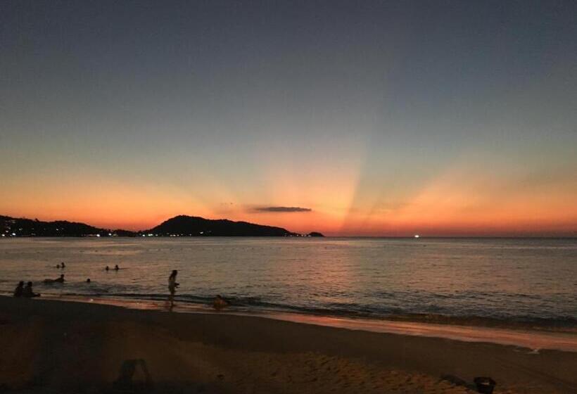 호텔 Baan Andaman Sea Surf