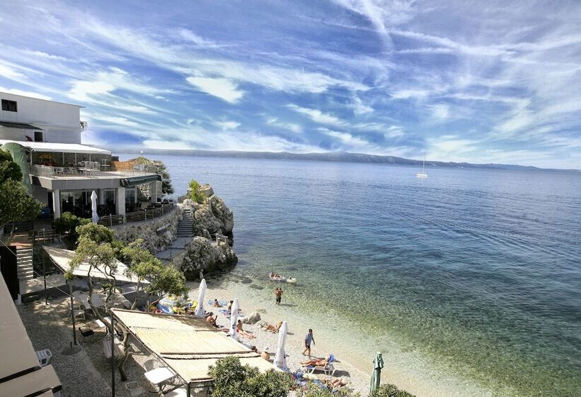 فندق Beach