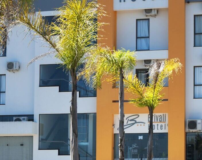 Brivali Hotel E Eventos
