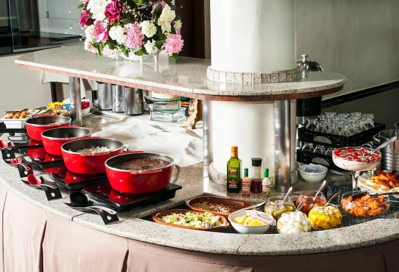 Brivali Hotel E Eventos